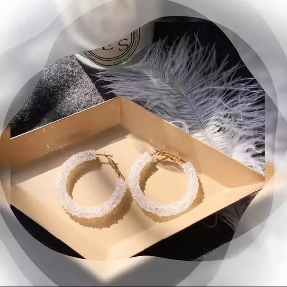 Beautiful Korean Cold Wind Fairy Earrings♥️♥️♥️ - Picture 1 of 1